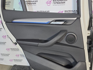обшивка двери задняя левая BMW X1 F48 2019, 1.5 л., B38 A15 A, бензин, робот, белый, передний привод, правый руль, 7438103, 51427438103