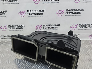 воздухозаборник Mercedes-Benz E-Класс W212 [рестайлинг] W212 2013, 2.0 л., M 274.920, бензин, АКПП, 775 iridiumsilber, седан, задний привод, правый руль, A2128302200