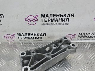 кронштейн (крепление) Volkswagen Golf GTI 6 поколение 2011, 2.0 л., CCZB, бензин, робот, b4/b9a белый, хетчбэк 5 дв., передний привод, правый руль, 1K0199117