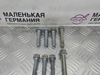 болт Volkswagen Golf GTI 6 поколение 2011, 2.0 л., CCZB, бензин, робот, b4/b9a белый, хетчбэк 5 дв., передний привод, правый руль, N90956402, N91030402, N91031702, N91191701