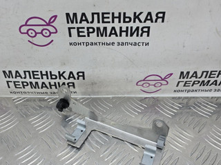 кронштейн (крепление) BMW 5 серия F07/F10/F11 F10 2011, 2.5 л., N52 B25 AF, бензин, АКПП, седан, задний привод, правый руль, 11787589136, 7589136
