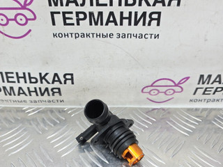 Штуцер воздуховода BMW 5 серия F07/F10/F11 F10 2011, 2.5 л., N52 B25 AF, бензин, АКПП, седан, задний привод, правый руль, 11617530271, 11617561408, 11618638014, 7530271, 8638014, 7561408