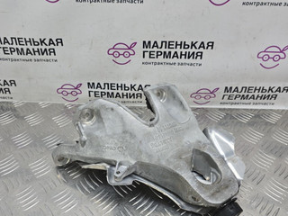 кронштейн двигателя BMW X5 F15 2013, 3.0 л., N57 D30 A, дизель, АКПП, mineralweiss metallic (a96), внедорожник 5 дв., полный привод, правый руль, 21116864614, 6864614, 22116882032, 6882032, 22116864612, 6864612, 6781991