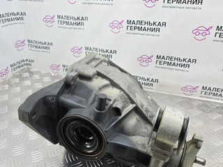 редуктор заднего моста Mercedes-Benz C-Класс W205/S205/C205 W205.042 2014, 2.0 л., M 274.920, бензин, АКПП, 755 серый, седан, задний привод, правый руль, A2053510008, A2053508507, A2053501600
