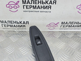 кнопка стеклоподъемника двери передней левой BMW X1 F48 2019, 1.5 л., B38 A15 A, бензин, робот, белый, передний привод, правый руль, 61319208107, 9208107