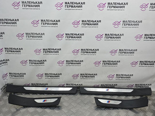 комплект накладок на пороги (внутренние) BMW X6 F16 2015, 3.0 л., N57 D30 A, дизель, АКПП, carbon-schwarz (416), полный привод, правый руль, 51477329463, 7329463, 51477329464, 7329464, 51478055065, 8055065, 51477369205, 7369205, 51477369206, 7369206, 51478058886, 8058886