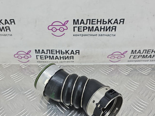 патрубок интеркулера BMW X6 F16 2015, 3.0 л., N57 D30 A, дизель, АКПП, carbon-schwarz (416), полный привод, правый руль, 11617823236, 7823236, 7823236
