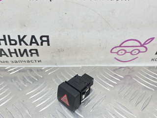 кнопка аварийной сигнализации Audi A4 B9 2017, 2.0 л., CVKB, бензин, АКПП, 2y/s9r белый металлик, седан, передний привод, правый руль, 8W0941509A