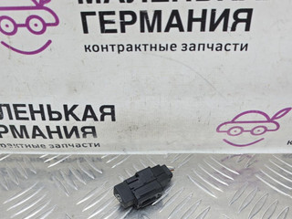 кнопка (выключатель) Audi A4 B9 2017, 2.0 л., CVKB, бензин, АКПП, 2y/s9r белый металлик, седан, передний привод, правый руль, 4M2907569