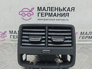 дефлектор обдува салона Audi A4 B9 2017, 2.0 л., CVKB, бензин, АКПП, 2y/s9r белый металлик, седан, передний привод, правый руль, 8W0819203