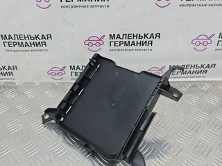 кронштейн блока управления Audi A4 B9 2017, 2.0 л., CVKB, бензин, АКПП, 2y/s9r белый металлик, седан, передний привод, правый руль, 8W0907647A