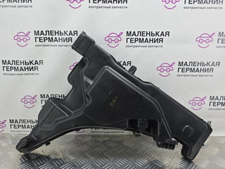 бачок омывателя Audi A4 B9 2017, 2.0 л., CVKB, бензин, МКПП, s9/x5q синий металлик, седан, передний привод, правый руль, 8W0955451L