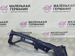 крепление ( кронштейн ) крыла Audi A4 B9 2017, 2.0 л., CVKB, бензин, МКПП, s9/x5q синий металлик, седан, передний привод, правый руль, 8W0821135C