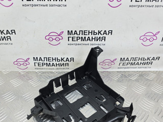 кронштейн (крепление) Audi A4 B9 2017, 2.0 л., CVKB, бензин, МКПП, s9/x5q синий металлик, седан, передний привод, правый руль, 8W0907368