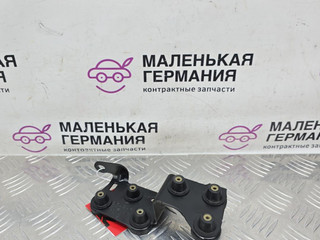 кронштейн (крепление) Audi A4 B9 2017, 2.0 л., CVKB, бензин, МКПП, s9/x5q синий металлик, седан, передний привод, правый руль, 8W0121305AH