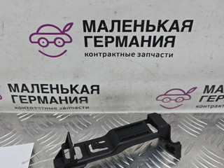 кронштейн (крепление) Audi A4 B9 2017, 2.0 л., CVKB, бензин, МКПП, s9/x5q синий металлик, седан, передний привод, правый руль, 8W0907741