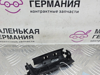 кронштейн (крепление) Audi A4 B9 2017, 2.0 л., CVKB, бензин, МКПП, s9/x5q синий металлик, седан, передний привод, правый руль, 8W9807890