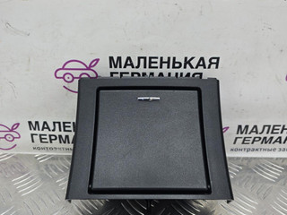 пепельница Mercedes-Benz E-Класс W212/S212/C207/A207 W212 2012, 1.8 л., M 271.860, бензин, АКПП, 040 черный, седан, задний привод, правый руль, A2126803850