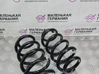 пружина задняя BMW X1 F48 2019, 1.5 л., B38 A15 A, бензин, робот, белый, передний привод, правый руль, 33536872297, 6872297