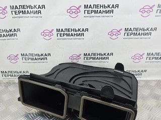 воздухозаборник Mercedes-Benz E-Класс W212/S212/C207/A207 W212 2012, 1.8 л., M 271.860, бензин, АКПП, 040 черный, седан, задний привод, правый руль, A2128302200