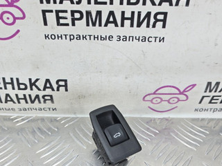 кнопка открытия багажника BMW 3 серия G20 2019, 2.0 л., B47 D20 B, дизель, 475 black sapphire metallic, полный привод, правый руль, 7948786