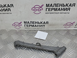 кронштейн (крепление) впускного коллектора Volkswagen Passat B8 2015, 1.8 л., CJSA, бензин, робот, 2t/c9x чёрный перламутр, седан, правый руль, 06L129723C