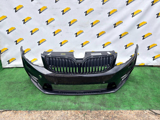 бампер передний Skoda Octavia RS 3 поколение (2013 - 2017), 5E0807056A, 5E0807221F, 5E0807055A, 5E0853653