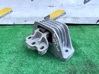 подушка крепления двигателя Volkswagen Crafter 2 поколение (2016 - 2026), 2N0199262, 2N0199262E