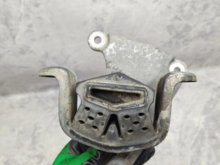 подушка крепления КПП Volkswagen Multivan T5 (2003 - 2009), 2.5 л., AXE, дизель, МКПП, микроавтобус, полный привод, 7H0399151H, 7H0399151L