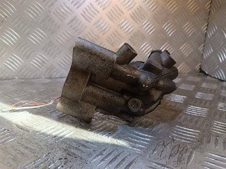 кронштейн масляного фильтра Audi A4 B5 1998, 1.8 л., i, бензин, 50115417