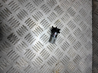 прикуриватель Audi Q7 4L 2006, 3.0 л., TDi, BUG, дизель, АКПП, бежево-серый, внедорожник 5 дв., полный привод, правый руль, 8E0919309