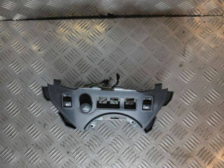 блок управления стеклоподъемниками Citroen Berlingo 2 поколение (B9) 2012, 1.6 л., HDi, 9HN (DV6ETED), дизель, МКПП, белый, фургон, передний привод, правый руль, 9680932177