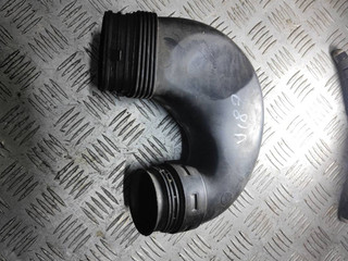 патрубок воздушного фильтра Skoda Octavia RS 2 поколение [рестайлинг] 2011, 2.0 л., TDi, CEGA, дизель, робот, белый, универсал, передний привод, правый руль, 3C0129618