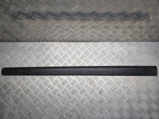 накладка на порог Audi A6 4F/C6 2006, 2.4 л., i, BDW, бензин, вариатор, чёрный, седан, передний привод, правый руль, 4F0853374B