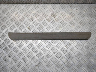 накладка на порог Audi Q7 4L 2006, 3.0 л., TDi, BUG, дизель, АКПП, бежево-серый, внедорожник 5 дв., полный привод, правый руль, 4L0853655