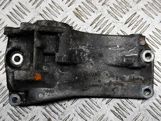 кронштейн генератора Volkswagen Bora 1 поколение 1998, 1.4 л., i, AKQ, бензин, МКПП, передний привод, 030145169H