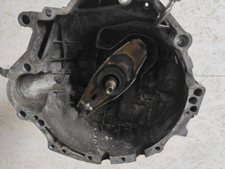 КПП механическая (МКПП) Audi A4 B6 2003, 2.0 л., i, ALT, бензин, 5МКПП, передний привод, FXR