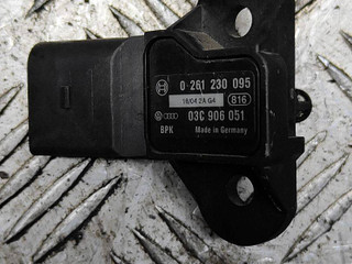датчик абсолютного давления Volkswagen Polo 4 поколение 2002, 1.4 л., i, AHW, бензин, МКПП, 03C906051