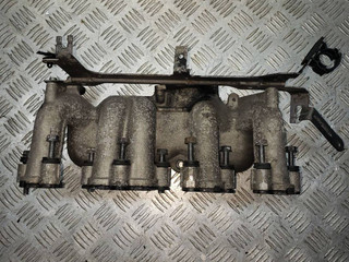 коллектор впускной Volkswagen Touareg 1 поколение 2006, 2.5 л., TDi, BAC, дизель, АКПП, полный привод, 070129713H