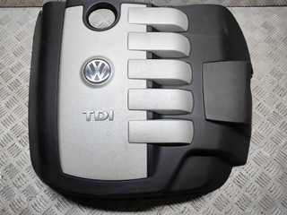 декоративная крышка двигателя Volkswagen Touareg 1 поколение [рестайлинг] 2007, 2.5 л., TDi, BPE, дизель, АКПП, чёрный, внедорожник 5 дв., полный привод, правый руль, 070103927