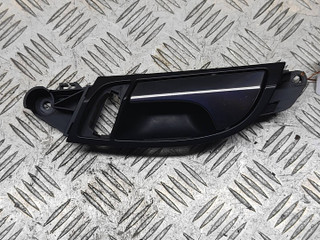 ручка внутренняя передняя левая Audi Q7 4L 2006, 3.0 л., TDi, BUG, дизель, АКПП, бежево-серый, внедорожник 5 дв., полный привод, правый руль, 4L0837019