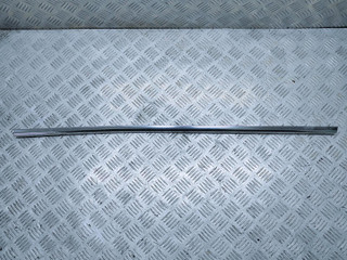 молдинг стекла двери задней Volkswagen Touareg 1 поколение [рестайлинг] 2008, 3.0 л., TDi, BKS, дизель, АКПП, чёрный, внедорожник 5 дв., полный привод, правый руль