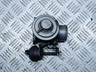 клапан EGR Volkswagen Golf 4 поколение 2003, 1.9 л., TDi, ATD, дизель, МКПП, 038131501M