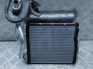 радиатор отопителя (печки) Audi Q7 4L 2006, 3.0 л., TDi, BUG, дизель, АКПП, бежево-серый, внедорожник 5 дв., полный привод, правый руль, 7H1819121, 52495273