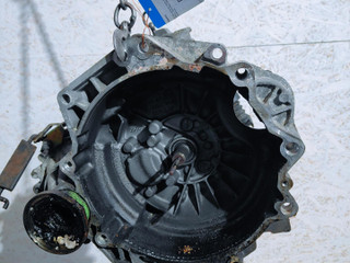 КПП механическая (МКПП) Volkswagen Golf 4 поколение 1999, 1.4 л., i, AKQ, бензин, МКПП, передний привод, DUU, DUW