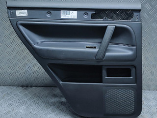 обшивка двери задняя левая Volkswagen Touareg 1 поколение [рестайлинг] 2007, 2.5 л., TDi, BPE, дизель, АКПП, чёрный, внедорожник 5 дв., полный привод, правый руль, 7L6868675, 7L686721103, 7L686721104, 7L6867211