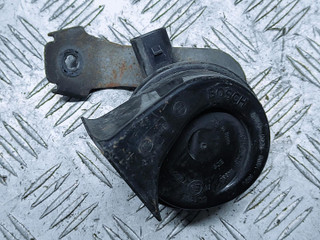 сигнал (клаксон) Volkswagen Golf 6 поколение 2009, 2.0 л., TDi, CBDC, дизель, 5МКПП, голубой, передний привод, правый руль, 703881157