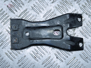 кронштейн (крепление) Volkswagen Golf 6 поколение 2009, 2.0 л., TDi, CBDC, дизель, 5МКПП, голубой, передний привод, правый руль, 5K0805567A