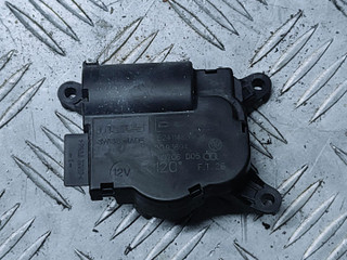 моторчик заслонки печки Audi Q7 4L 2006, 3.0 л., TDi, BUG, дизель, АКПП, бежево-серый, внедорожник 5 дв., полный привод, правый руль, 52411483R04, 3093694, 110706
