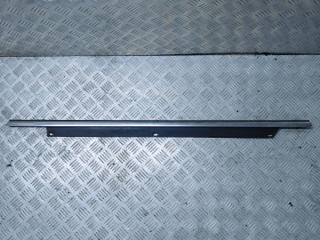 молдинг стекла Audi Q7 4L 2006, 3.0 л., TDi, BUG, дизель, АКПП, бежево-серый, внедорожник 5 дв., полный привод, правый руль, 4L0853764A